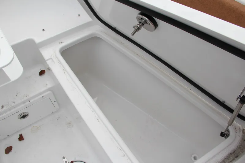 Slide: The Image of Sea Hunt Ultra 255 SE 2024 - 59