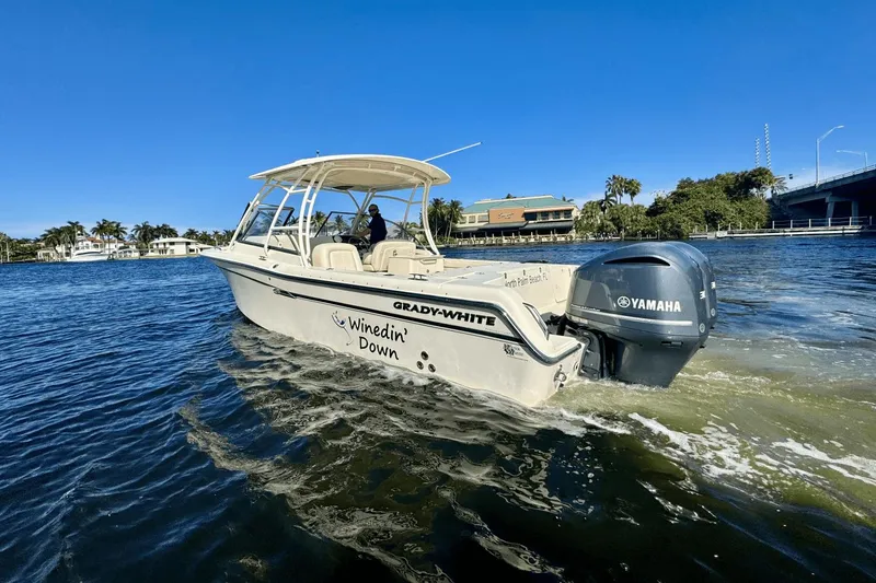 Slide: The Image of Grady-White Freedom 285 2015 - 27