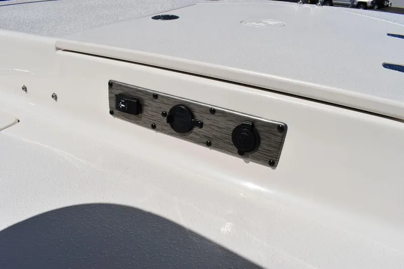 Slide: The Image of 2022 Carolina Skiff 17 LS boat dashboard with control panel. - 29