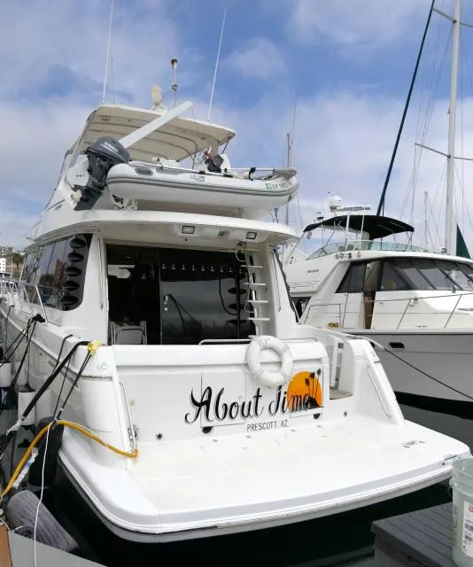 Slide: The Image of Carver 530 Voyager Pilothouse 2001 - 66