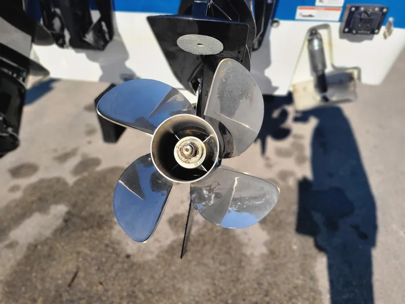 Slide: The Image of Close-up of a Wellcraft 242 Fisherman 2023 boat propeller. - 20