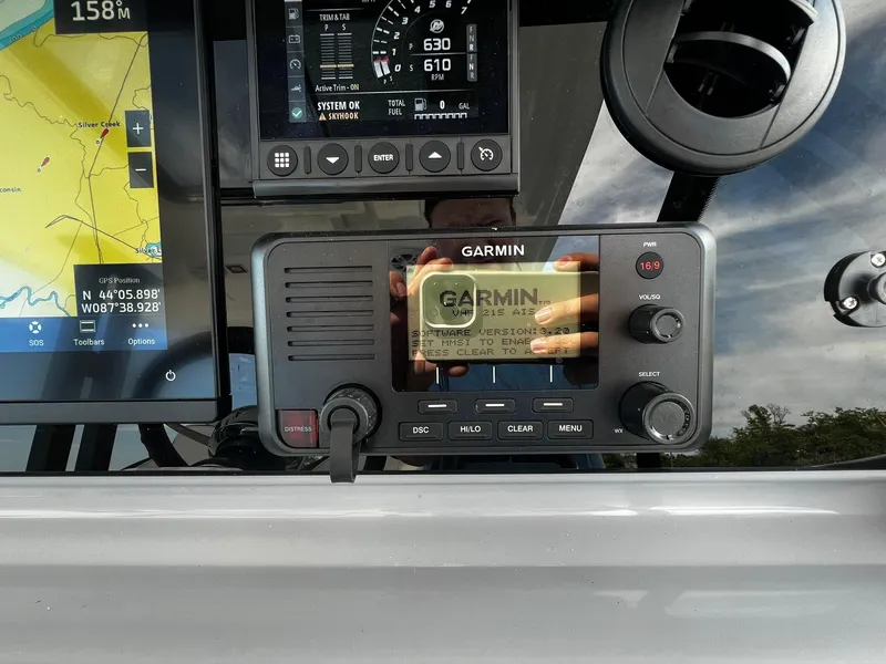 Slide: The Image of Jeanneau Leader 9.0 WA 2025 - 54