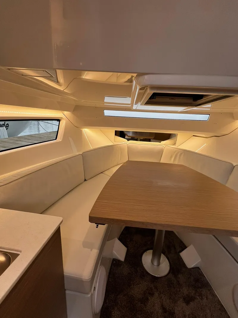 Slide: The Image of Jeanneau Leader 9.0 WA 2025 - 64