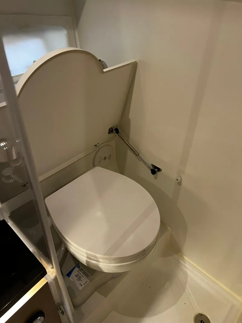 Slide: The Image of Jeanneau Leader 9.0 WA 2025 - 79