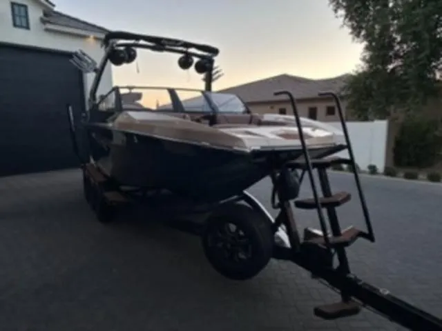 Slide: The Image of Tigé 23RZX 2021 - 79