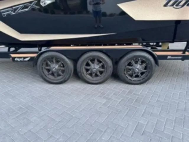 Slide: The Image of Tigé 23RZX 2021 - 81