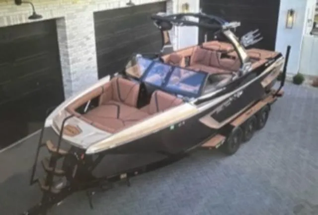 Slide: The Image of Tigé 23RZX 2021 - 85