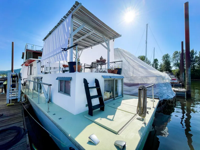 Slide: The Image of Tollycraft Tollyhome 36 1970 - 58