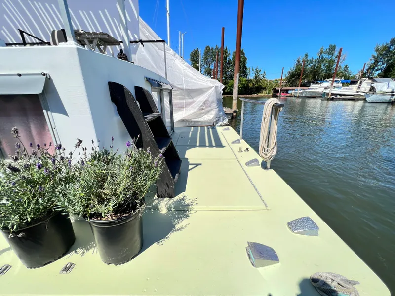 Slide: The Image of Tollycraft Tollyhome 36 1970 - 60