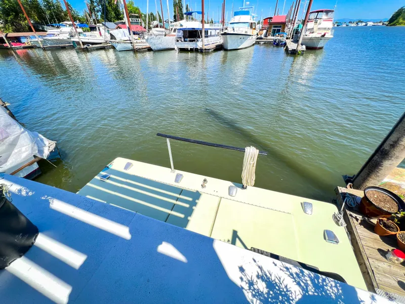 Slide: The Image of Tollycraft Tollyhome 36 1970 - 72