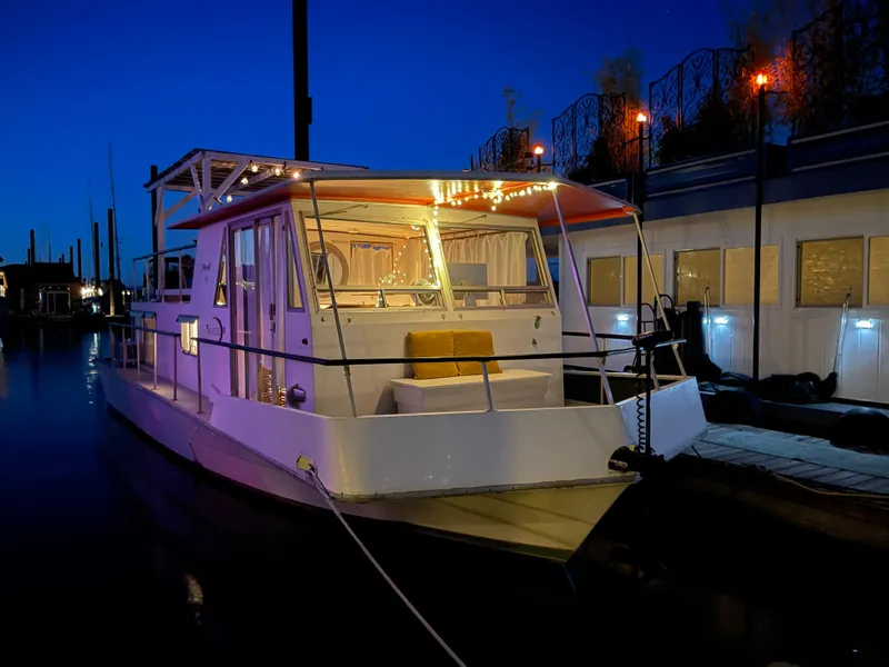 Slide: The Image of Tollycraft Tollyhome 36 1970 - 77