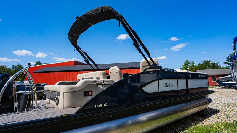 Slide: The Image of Barletta L25UC 2021 - 2