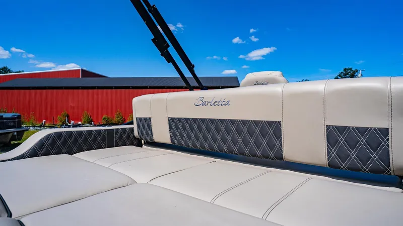 Slide: The Image of Barletta L25UC 2021 - 8