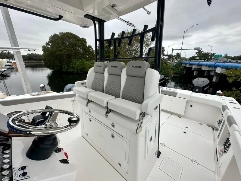 Slide: The Image of Caymas 34 CT 2024 - 4