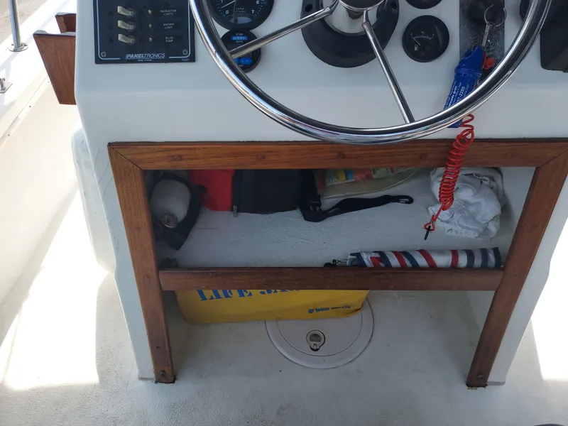 Slide: The Image of Eastern 20 Center Console 2000 - 68