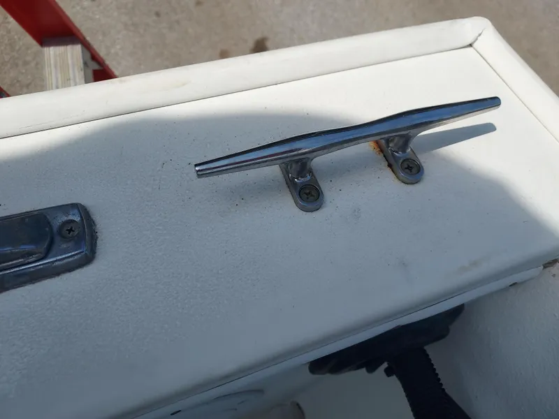 Slide: The Image of Eastern 20 Center Console 2000 - 84