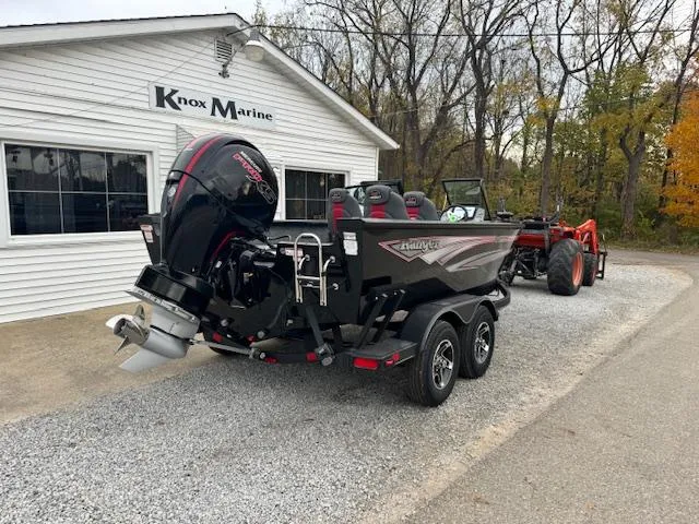 Slide: The Image of 2024 Ranger VS1882WT boat at Knox Marine dealership. - 3