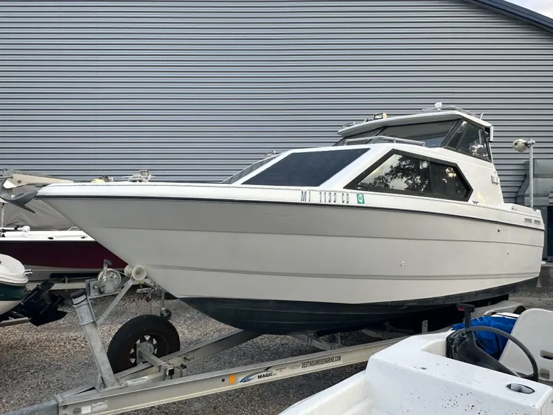 Slide: The Image of Bayliner 2452 Ciera Express 1998 - 1