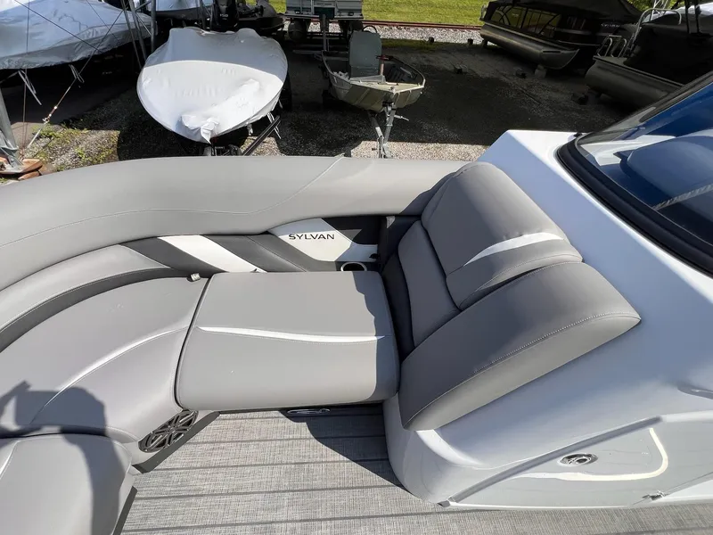 Slide: The Image of Sylvan S3 CLZ DH Tritoon - In Stock 2024 - 16