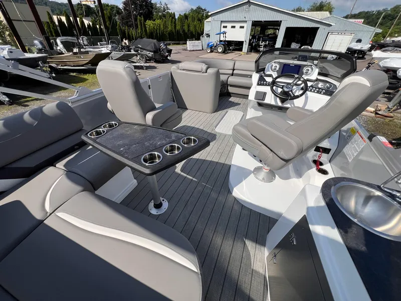 Slide: The Image of Sylvan S3 CLZ DH Tritoon - In Stock 2024 - 2