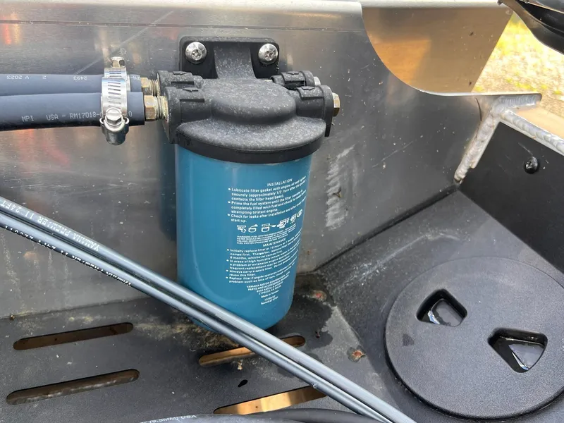 Slide: The Image of Sylvan S3 CLZ DH Tritoon - In Stock 2024 - 26