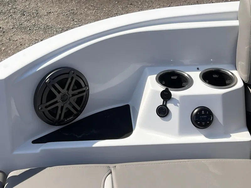 Slide: The Image of Sylvan S3 CLZ DH Tritoon - In Stock 2024 - 50