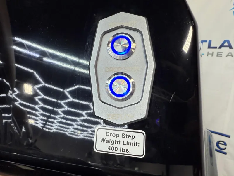 Slide: The Image of Supra SA 400 2024 - 12