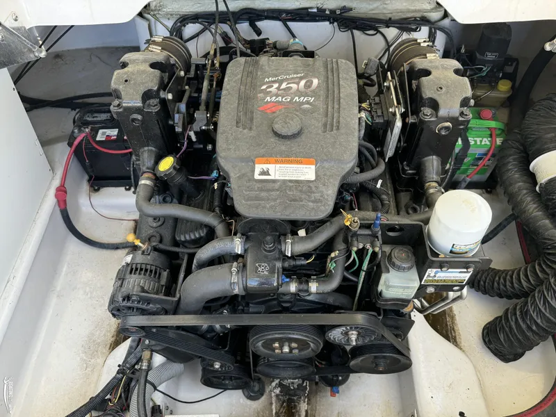 Slide: The Image of MerCruiser 350 MAG MPI engine in 2008 Four Winns Horizon 220SS boat. - 17