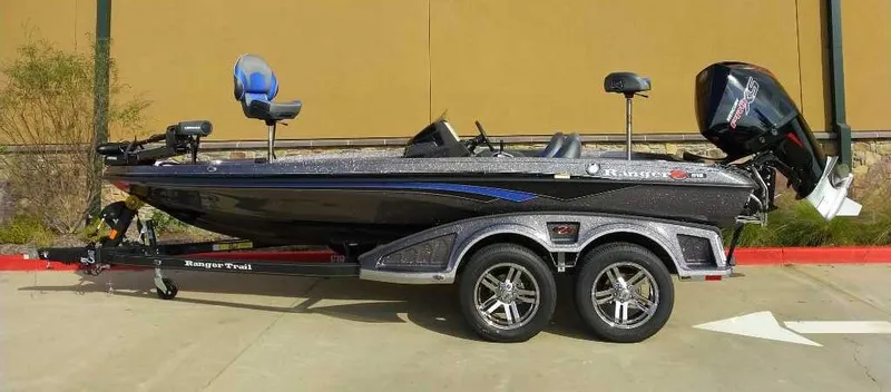 The Image of 2024 Ranger Z518 Ranger Cup Equipped boat on trailer, side view. - 0