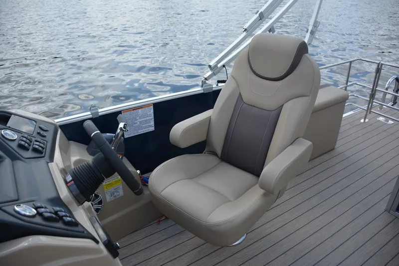 Slide: The Image of Manufacturer Provided Image: Manufacturer Provided Image: Manufacturer Provided Image - 10