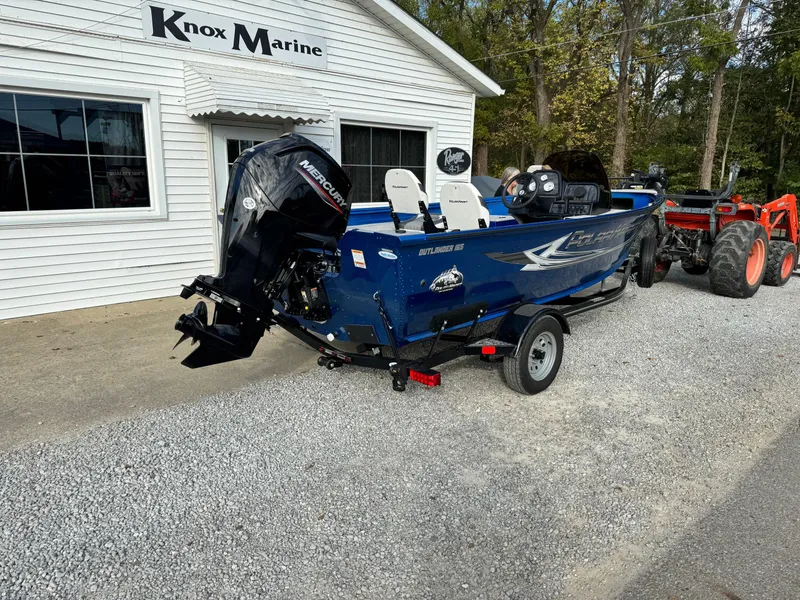 Slide: The Image of 2024 Polar Kraft Outlander 165 boat at Knox Marine dealership. - 3