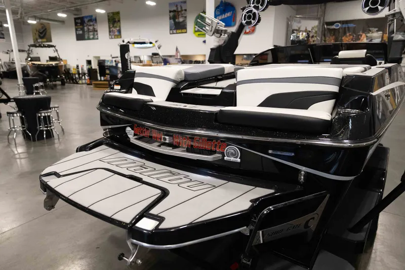 Slide: The Image of Malibu 24 MXZ 2020 - 14