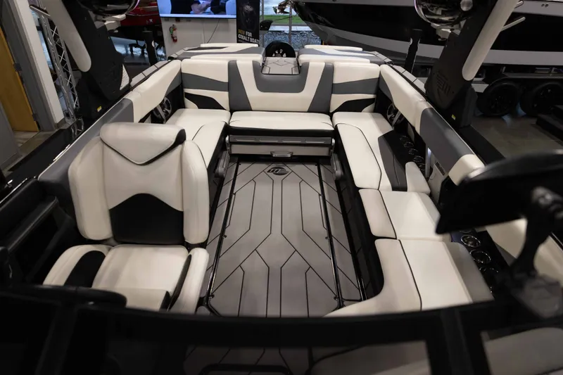 Slide: The Image of Malibu 24 MXZ 2020 - 31