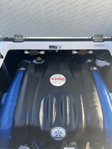 Slide: The Image of MasterCraft XT22 2021 - 16