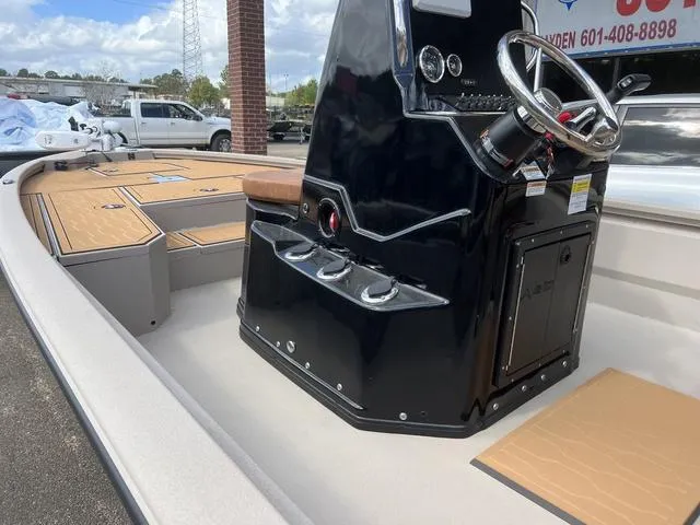 Slide: The Image of Avid 21 FSX 2024 - 12