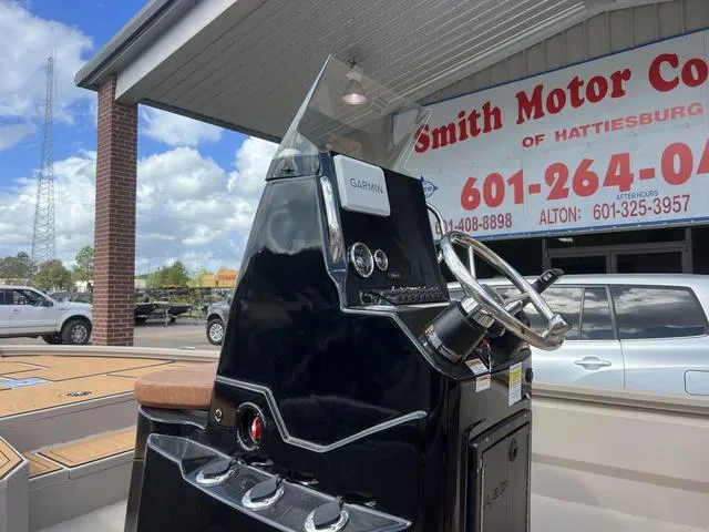 Slide: The Image of Avid 21 FSX 2024 - 13