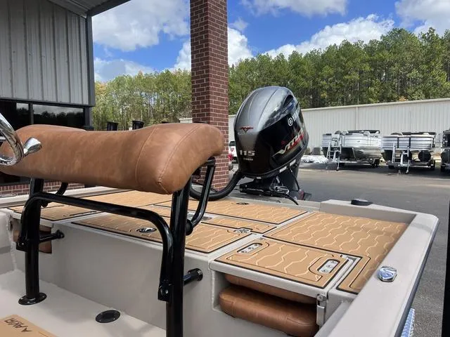 Slide: The Image of Avid 21 FSX 2024 - 14