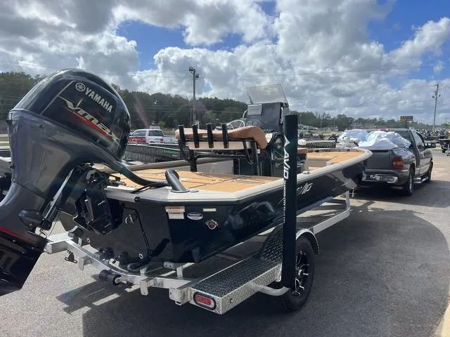 Slide: The Image of Avid 21 FSX 2024 - 21