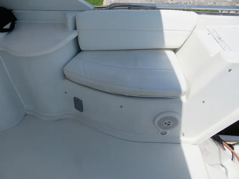 Slide: The Image of Blue Water 5800 Motor Yacht 2000 - 103