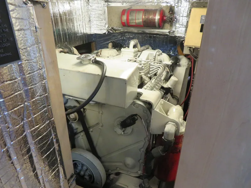 Slide: The Image of Blue Water 5800 Motor Yacht 2000 - 116