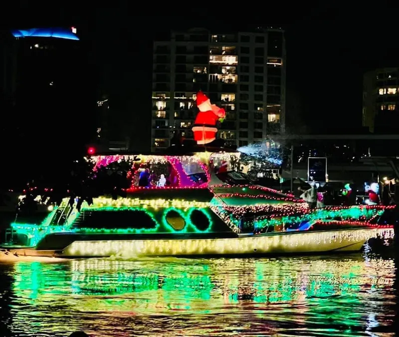 Slide: The Image of Blue Water 5800 Motor Yacht 2000 - 125