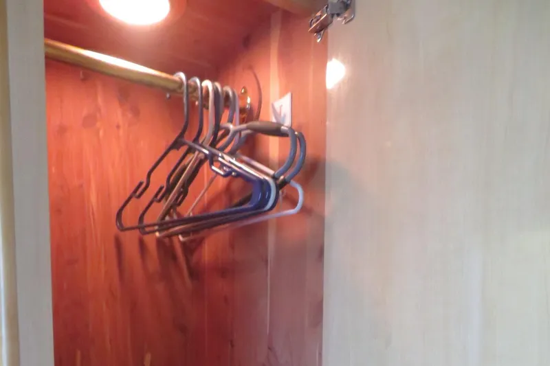 Slide: The Image of Blue Water 5800 Motor Yacht 2000 - 65