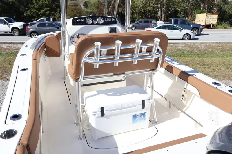 Slide: The Image of Pioneer 202 Islander 2025 - 15