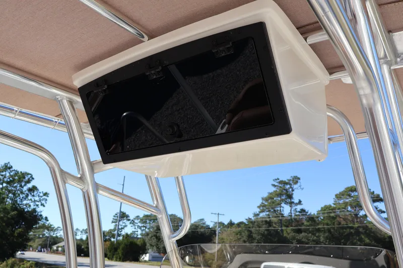 Slide: The Image of Pioneer 202 Islander 2025 - 9