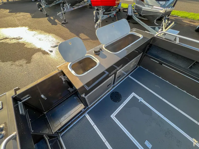 Slide: The Image of North River 24' Seahawk 2026 - 19