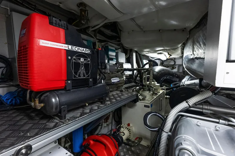 Slide: The Image of Pershing 82 2017 - 103