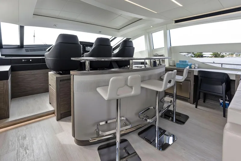 Slide: The Image of Pershing 82 2017 - 51