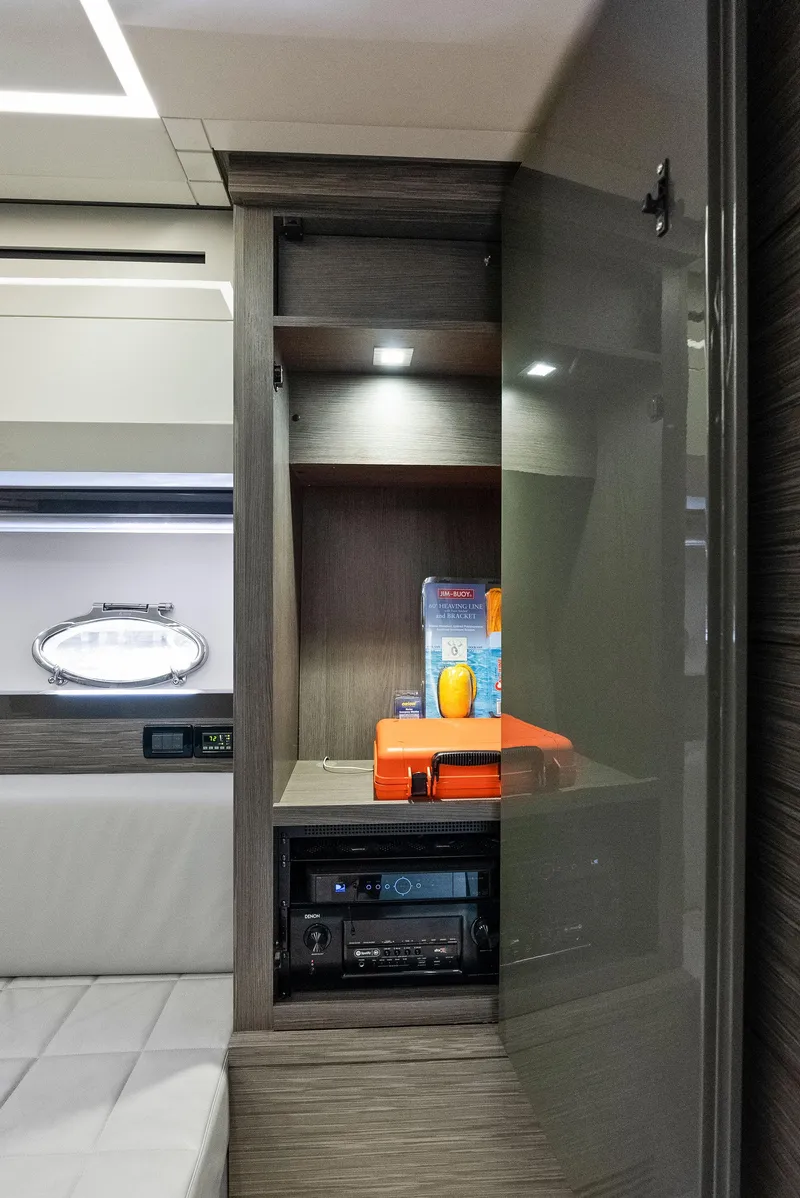 Slide: The Image of Pershing 82 2017 - 89