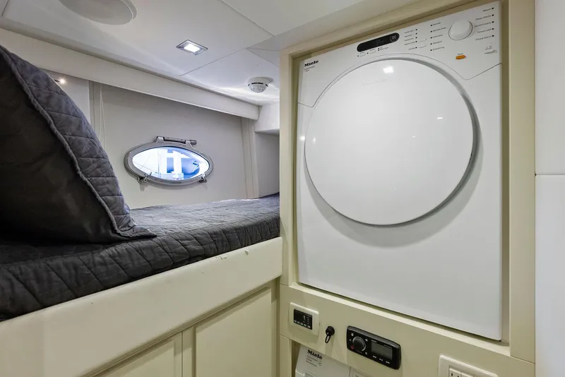 Slide: The Image of Pershing 82 2017 - 97