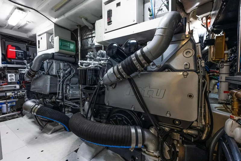 Slide: The Image of Pershing 82 2017 - 98